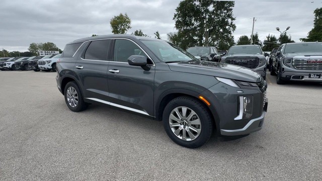 Hyundai Palisade Vehicle Full-screen Gallery Image 03