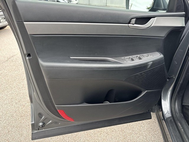 Hyundai Palisade Vehicle Full-screen Gallery Image 25