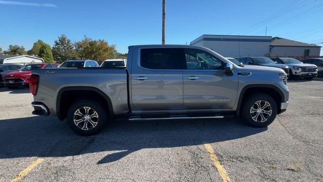 GMC Sierra 1500 Vehicle Full-screen Gallery Image 02