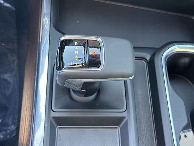 GMC Sierra 1500 Vehicle Full-screen Gallery Image 20