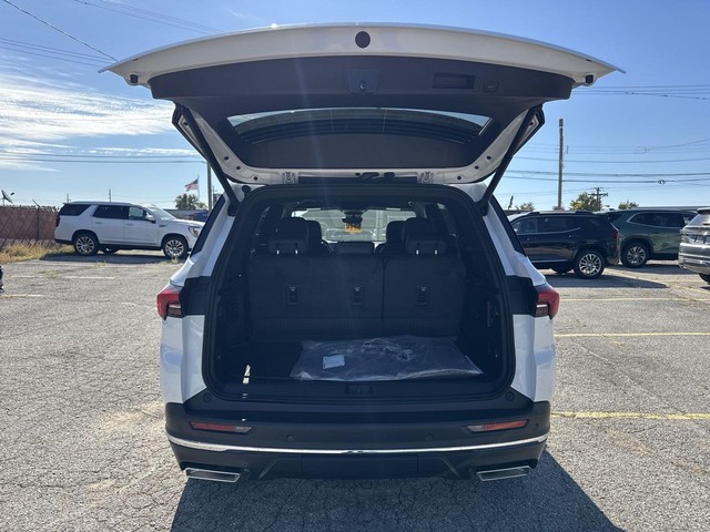 Buick Enclave Vehicle Full-screen Gallery Image 24