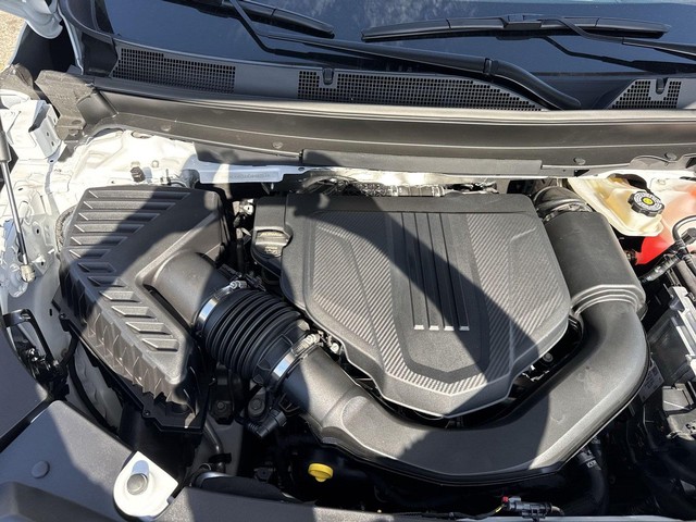 Buick Enclave Vehicle Full-screen Gallery Image 26
