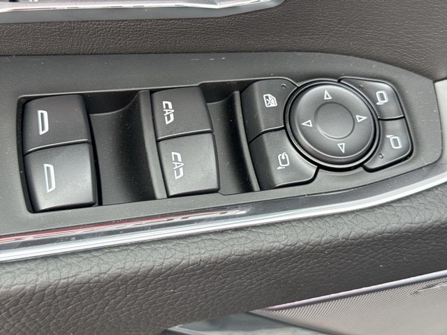 GMC Sierra 1500 Vehicle Full-screen Gallery Image 13