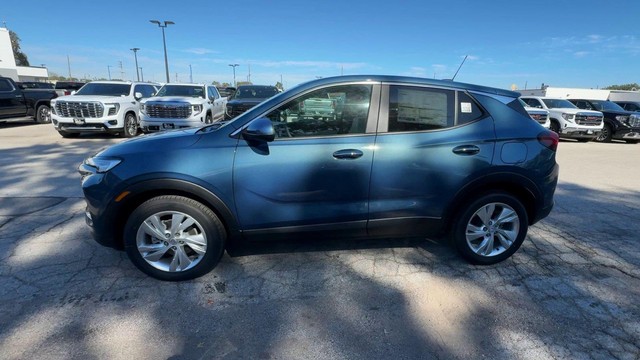 Buick Encore GX Vehicle Full-screen Gallery Image 06