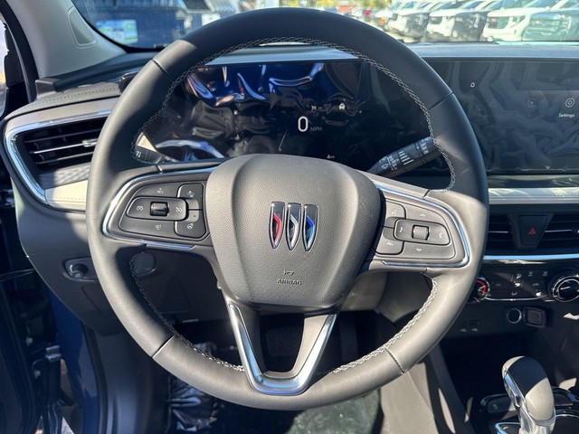 Buick Encore GX Vehicle Full-screen Gallery Image 14