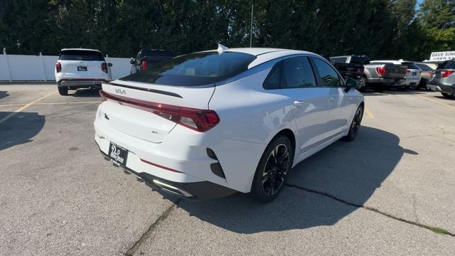 Kia K5 Vehicle Full-screen Gallery Image 10