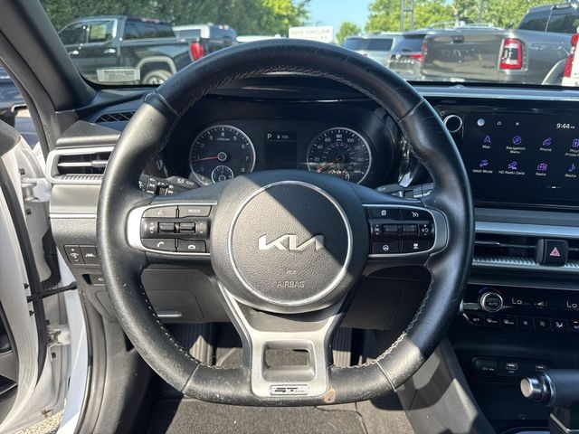 Kia K5 Vehicle Full-screen Gallery Image 14