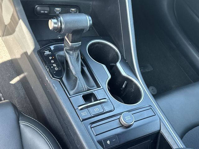 Kia K5 Vehicle Full-screen Gallery Image 20