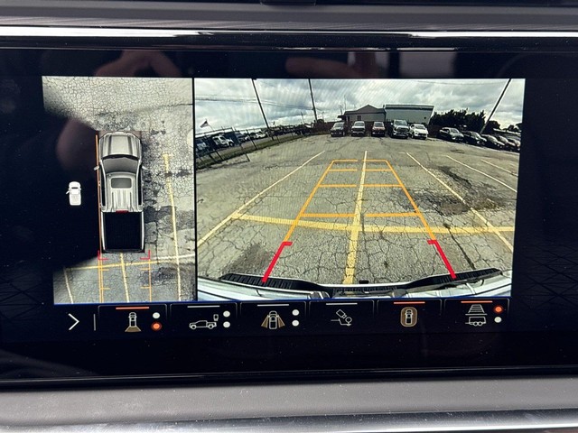 GMC Sierra 1500 Vehicle Full-screen Gallery Image 17