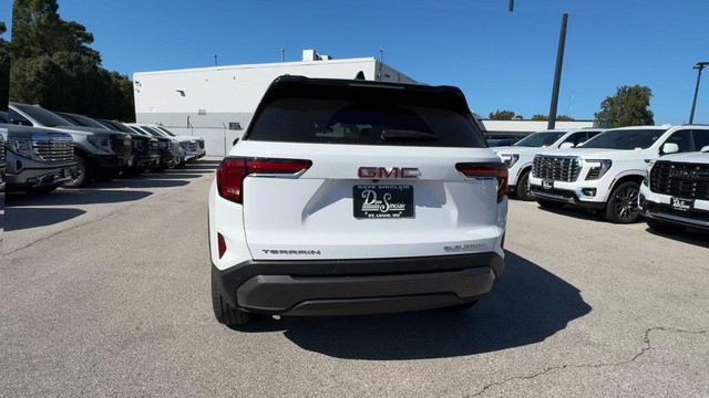 2027 GMC Terrain FWD Elevation thumbnail image 08
