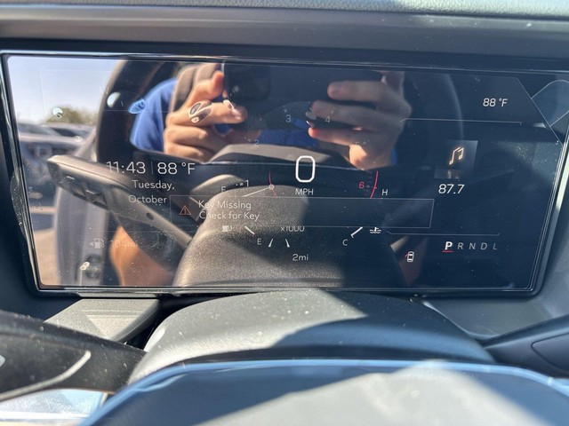2027 GMC Terrain FWD Elevation thumbnail image 15
