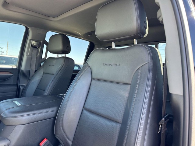GMC Sierra 3500HD Vehicle Full-screen Gallery Image 23