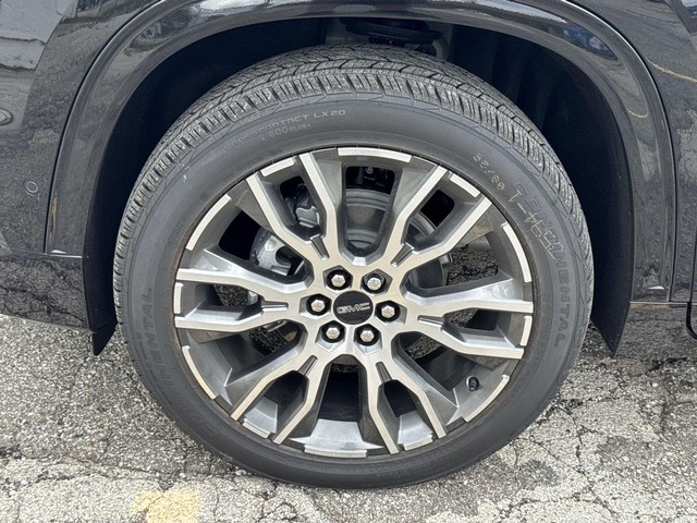 GMC Acadia Vehicle Full-screen Gallery Image 10