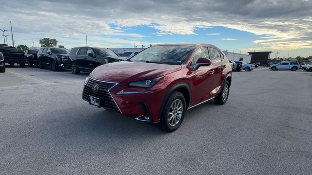 Lexus NX Vehicle Full-screen Gallery Image 06