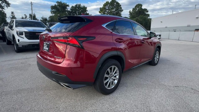Lexus NX Vehicle Full-screen Gallery Image 11