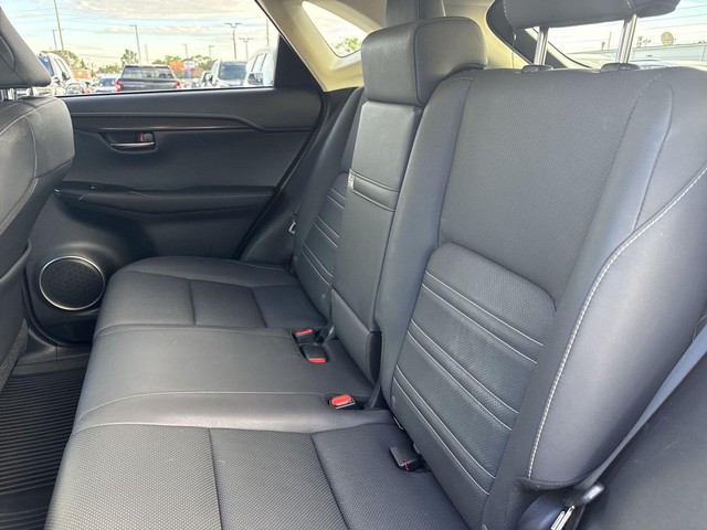 Lexus NX Vehicle Full-screen Gallery Image 28