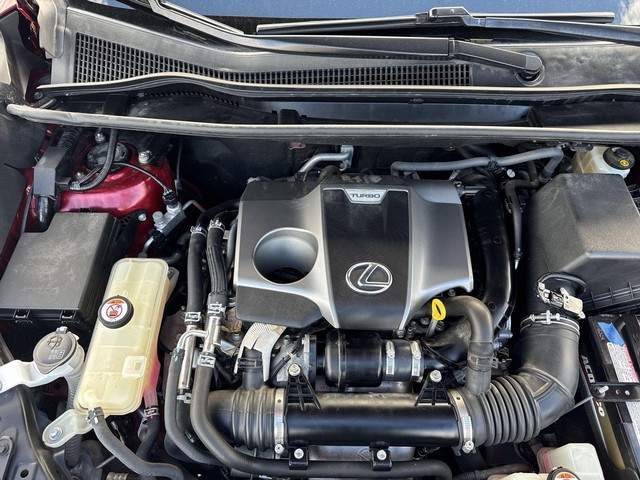 Lexus NX Vehicle Full-screen Gallery Image 33