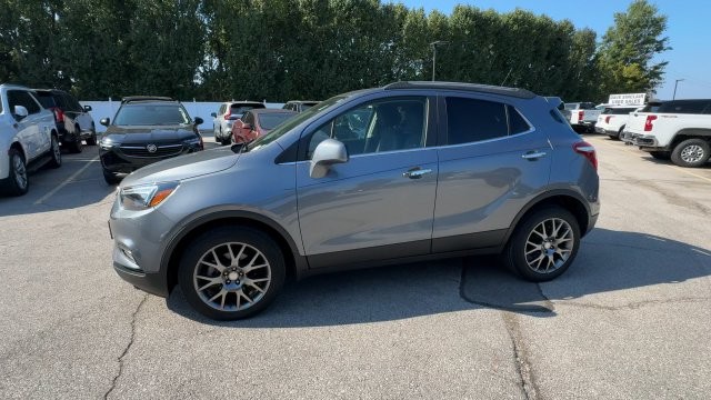 Buick Encore Vehicle Full-screen Gallery Image 07
