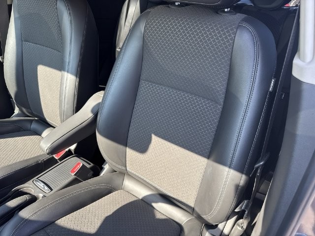 Buick Encore Vehicle Full-screen Gallery Image 23