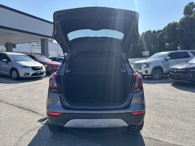 Buick Encore Vehicle Full-screen Gallery Image 28