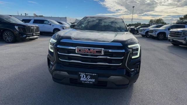 GMC Terrain Vehicle Full-screen Gallery Image 05