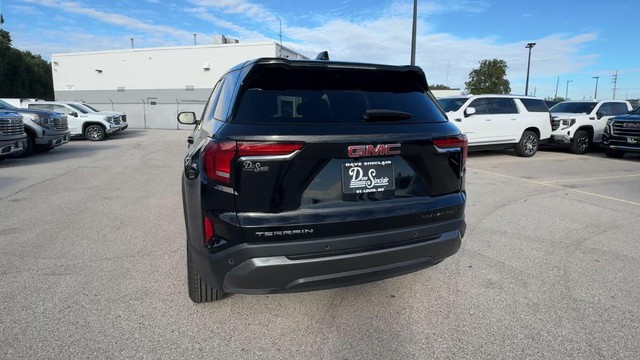 GMC Terrain Vehicle Full-screen Gallery Image 10