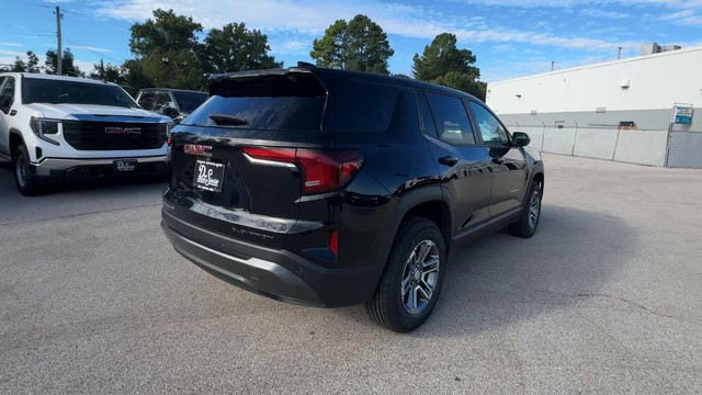GMC Terrain Vehicle Full-screen Gallery Image 11