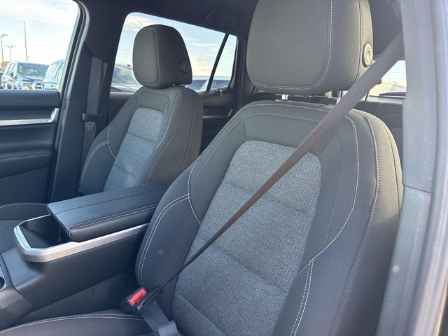 GMC Terrain Vehicle Full-screen Gallery Image 23