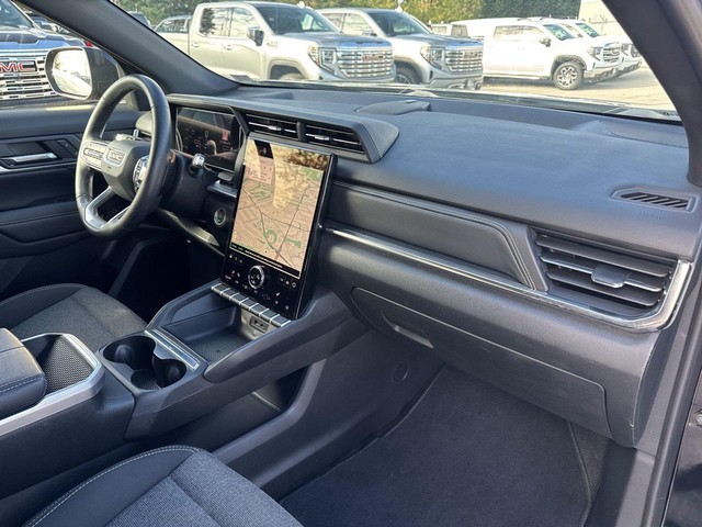 GMC Terrain Vehicle Full-screen Gallery Image 32