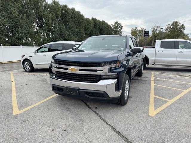 Chevrolet Silverado 1500 Vehicle Full-screen Gallery Image 03