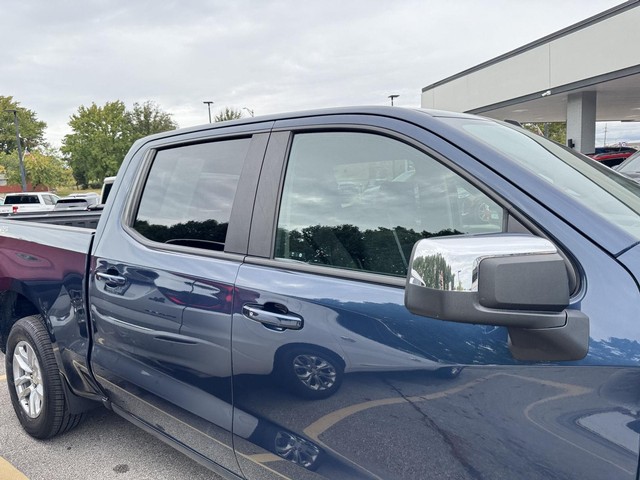 Chevrolet Silverado 1500 Vehicle Full-screen Gallery Image 14