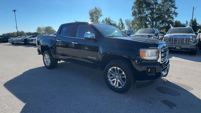 GMC Canyon Vehicle Full-screen Gallery Image 03