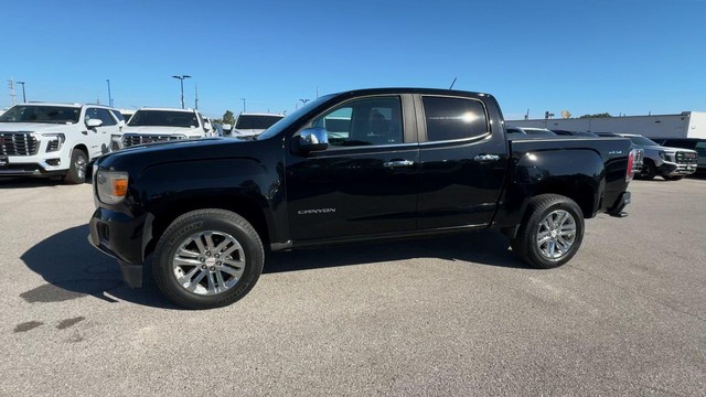 GMC Canyon Vehicle Full-screen Gallery Image 07
