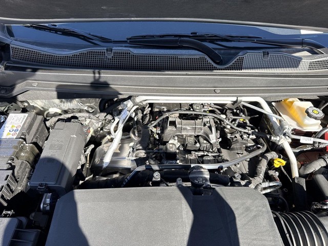 GMC Canyon Vehicle Full-screen Gallery Image 26