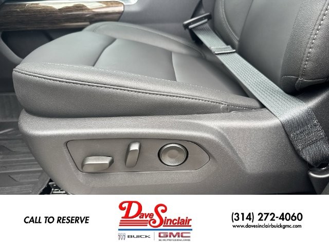 GMC Sierra 1500 Vehicle Full-screen Gallery Image 12