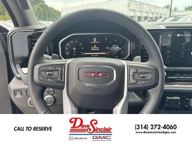 GMC Sierra 1500 Vehicle Full-screen Gallery Image 14