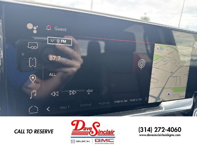 GMC Sierra 1500 Vehicle Full-screen Gallery Image 16