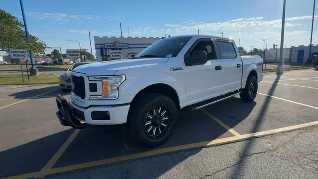 Ford F-150 Vehicle Full-screen Gallery Image 05
