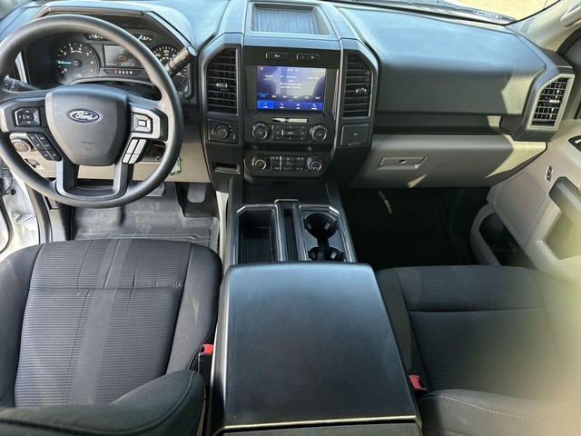 Ford F-150 Vehicle Full-screen Gallery Image 22