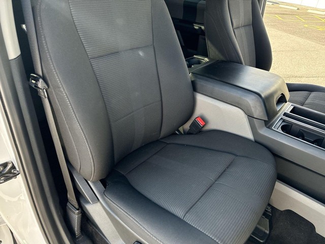 Ford F-150 Vehicle Full-screen Gallery Image 29