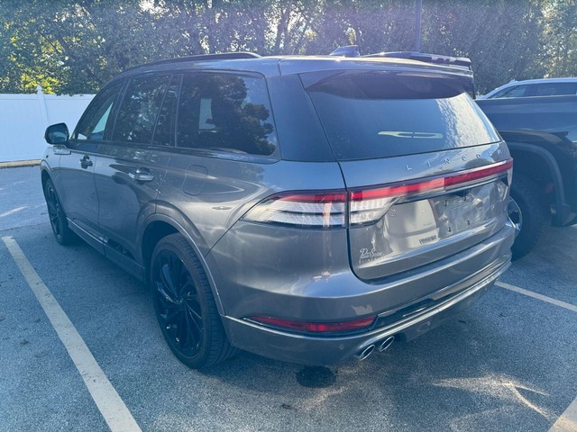 Lincoln Aviator Vehicle Full-screen Gallery Image 15