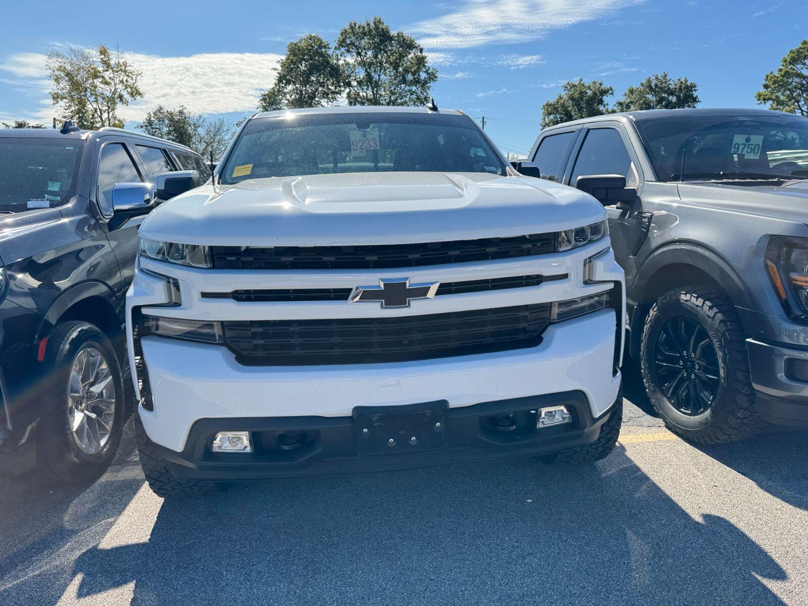 Chevrolet Silverado 1500 Vehicle Full-screen Gallery Image 06