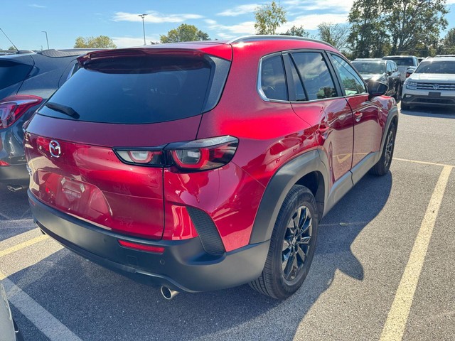 Mazda CX-50 Vehicle Full-screen Gallery Image 14
