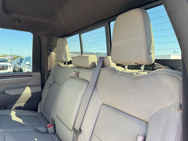 GMC Sierra 2500HD Vehicle Full-screen Gallery Image 19
