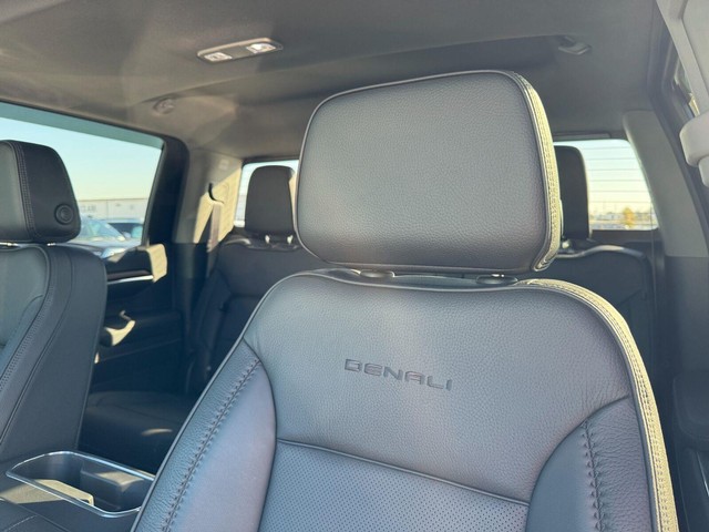 GMC Sierra 1500 Vehicle Full-screen Gallery Image 26