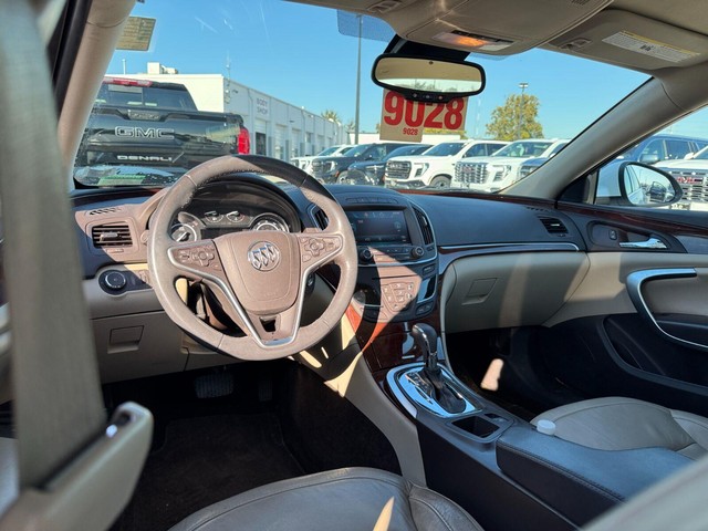 Buick Regal Vehicle Full-screen Gallery Image 20