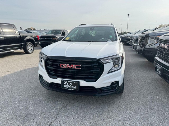 GMC Terrain Vehicle Full-screen Gallery Image 02