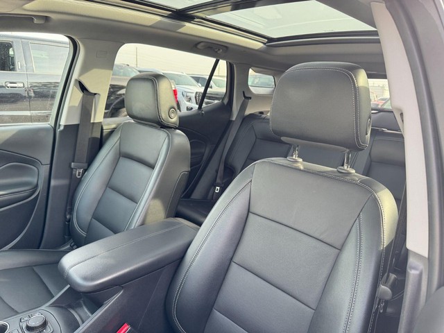 GMC Terrain Vehicle Full-screen Gallery Image 14
