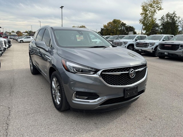 Buick Enclave Vehicle Full-screen Gallery Image 05