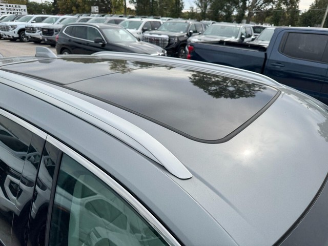 Buick Envision Vehicle Full-screen Gallery Image 11